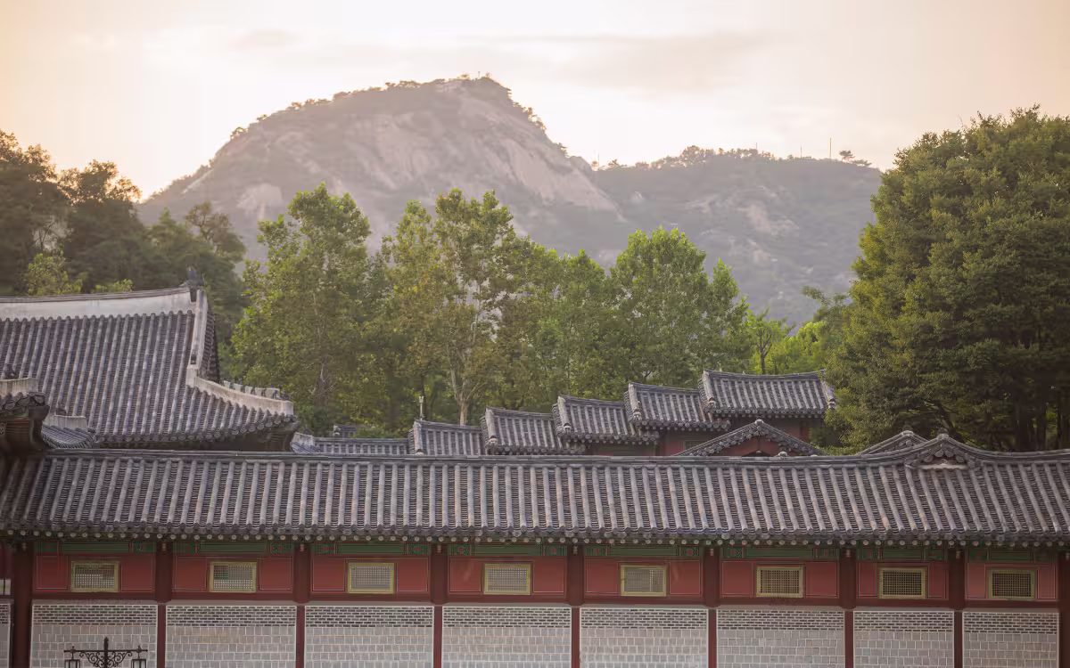 Vista desde adentro del Palacio Gyeonghuigung, Seúl